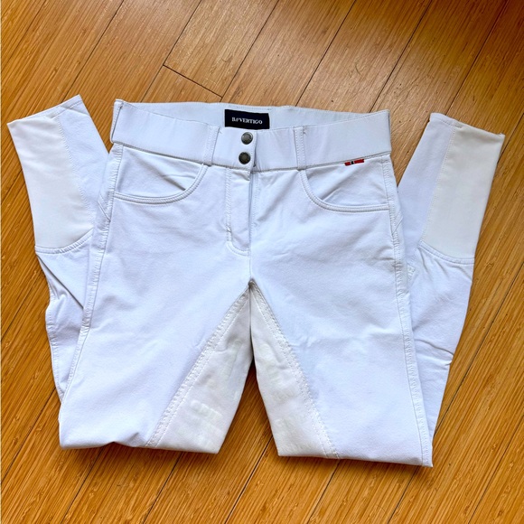 B Vertigo Tiffany with rhinestone detailing on the back - Picture 2 of 3